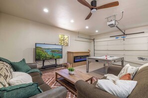 Smart TV, fireplace, offices