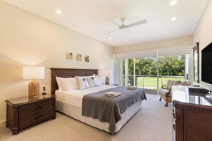 2 bedrooms, iron/ironing board, free WiFi