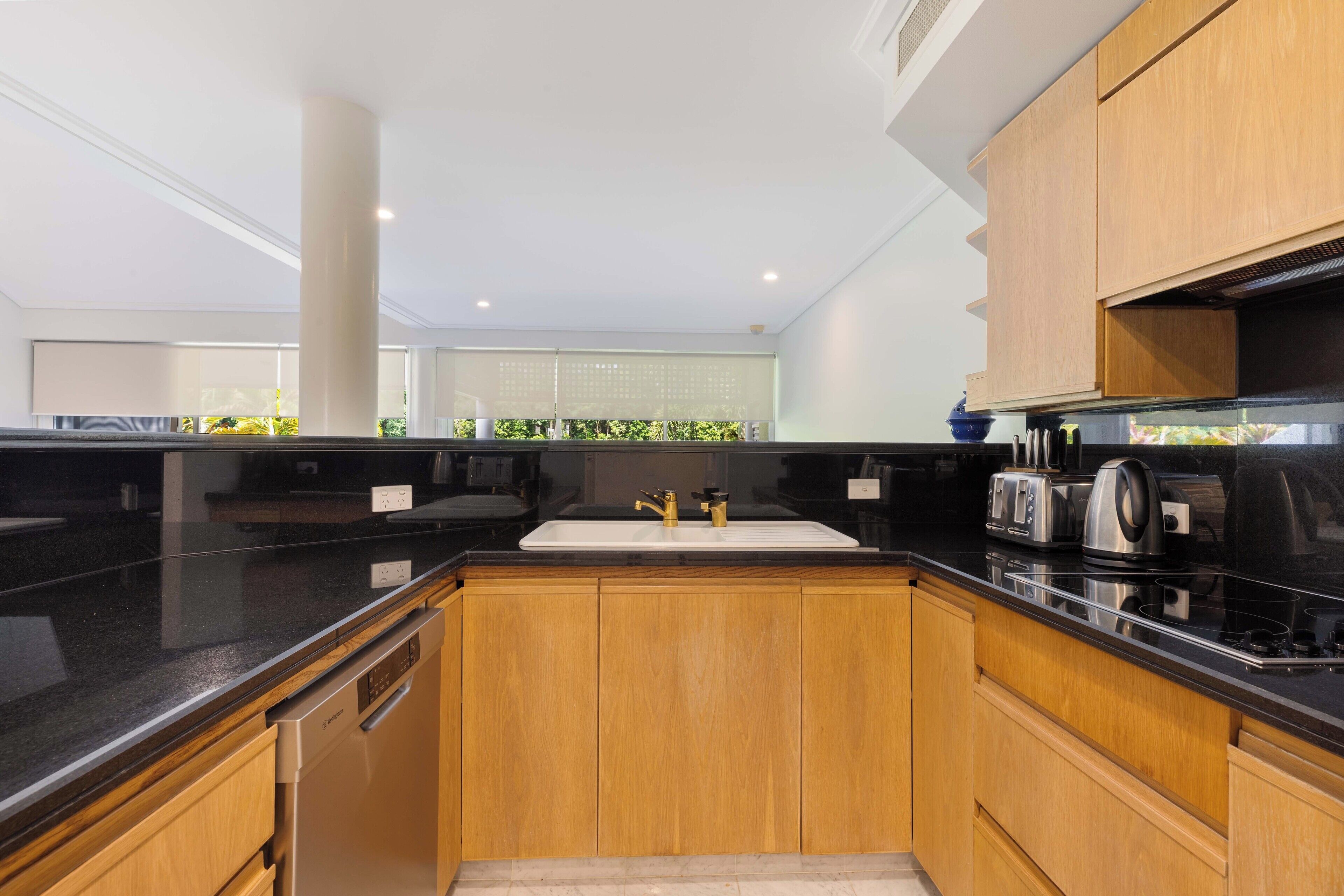 Oven, stovetop, dishwasher, coffee/tea maker