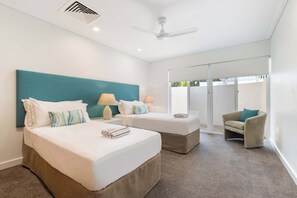 2 bedrooms, iron/ironing board, free WiFi - Mirage Resort Villa 138 with access to Sheraton Facilities (Port Douglas)