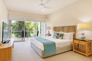 3 bedrooms, iron/ironing board, free WiFi