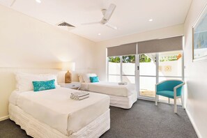 2 bedrooms, iron/ironing board, free WiFi