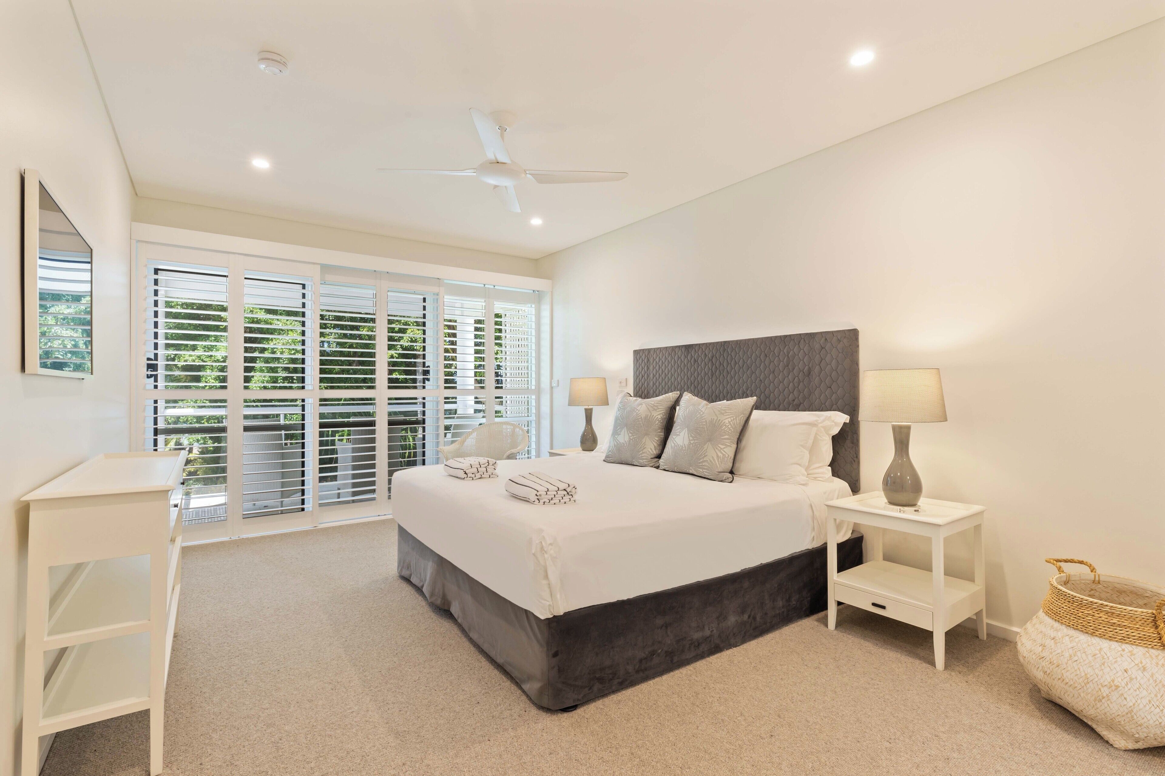 2 室のベッドルーム、アイロン / アイロン台、WiFi (無料)