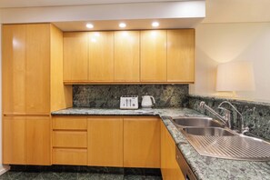Oven, stovetop, dishwasher, coffee/tea maker