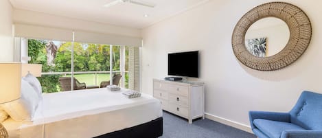 2 bedrooms, iron/ironing board, free WiFi