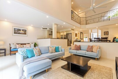 Mirage Resort Villa 454 with access to Sheraton Facilities