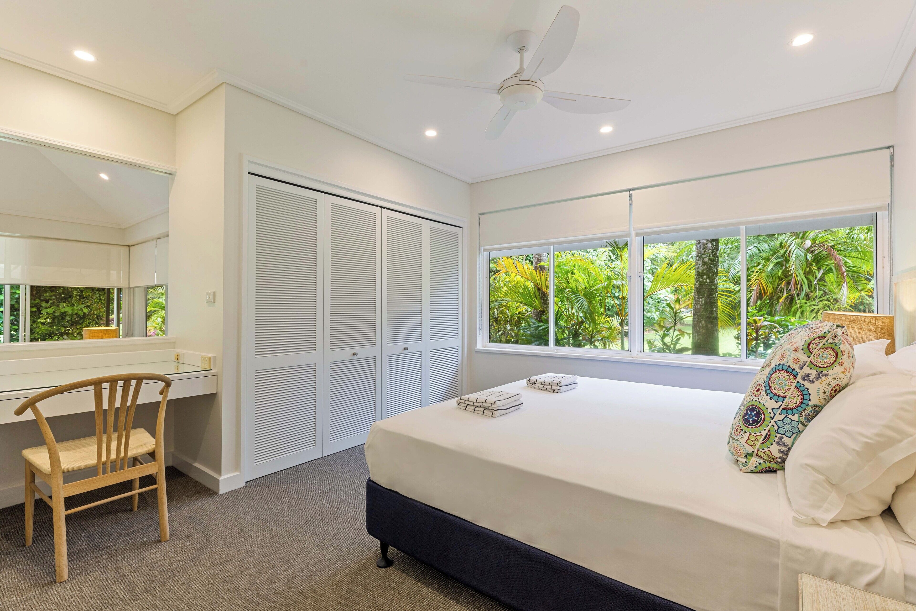 3 bedrooms, iron/ironing board, free WiFi