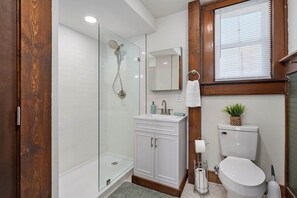 Hair dryer, towels
