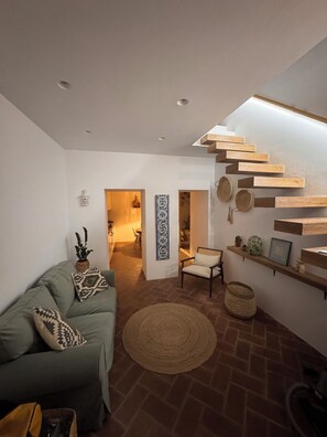 Smart TV, stereo - Your Boutique Hideaway for Couples in Old Town Tavira (Tavira)