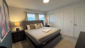 6 bedrooms, iron/ironing board, WiFi, bed sheets