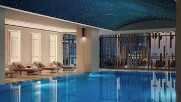 Innenpool, Außenpool (je nach Saison geöffnet)