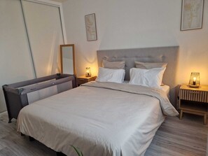 1 bedroom, iron/ironing board, WiFi, bed sheets
