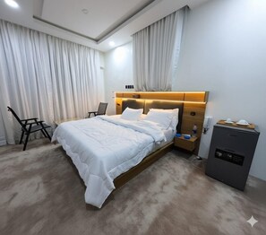 Luxury Double Room, City View | Bathroom | Shower, hair dryer, towels, soap - Dimple Travelodge (Lekki)