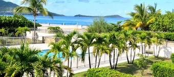 Luxury Sea-View 2 Bedrooms, Duplex town house, Pool, private OrientBeach Access