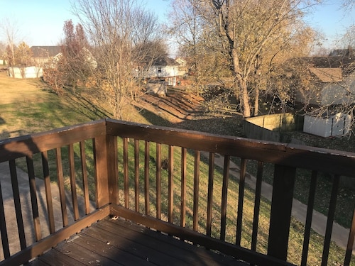 Cozy 3-bedroom house located near downtown Clarksville