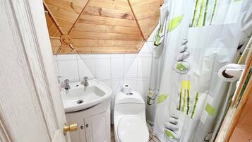 Ferienhütte, 1 Doppelbett, Terrasse | Badezimmer