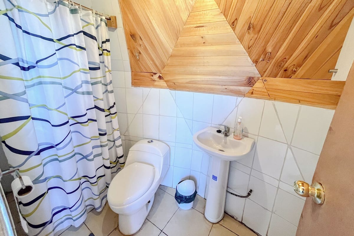 Cabin, 1 Double Bed, Patio | Bathroom