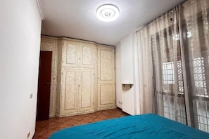 2 室のベッドルーム、WiFi、ベッドシーツ