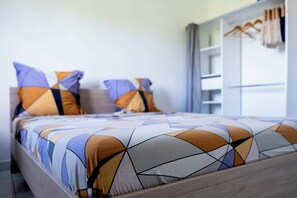 Deluxe Apartment, 4 Bedrooms, City View