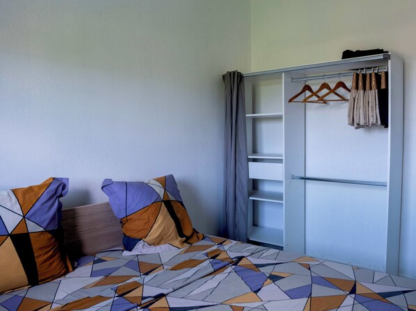 Blackout curtains, soundproofing, iron/ironing board, free WiFi