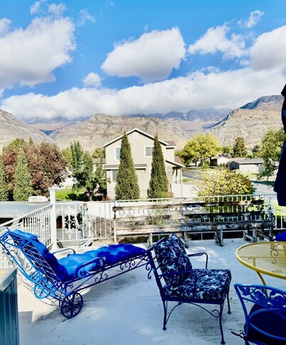 The Loft on Locust
Mountain View