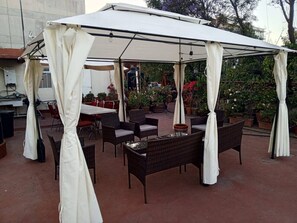 Outdoor dining - Familiar Room with Bathroom & window 1-5p (ROMA) (Mexico City)