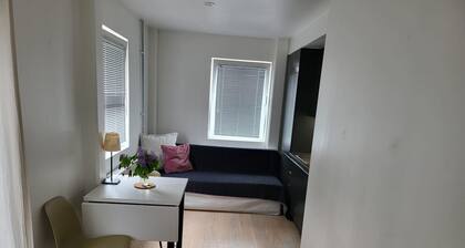 Apartment - Sleeps 3 & Great Location