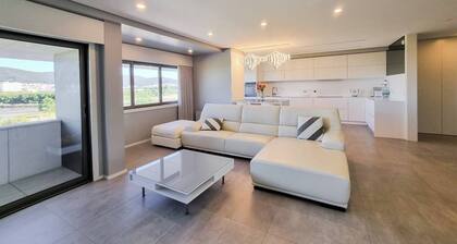 River Town View - next to the beach with a view