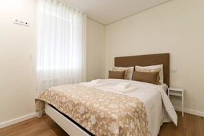1 bedroom, iron/ironing board, Internet, bed sheets