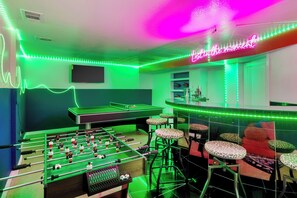 Bar (on property) - 15 min to Denver/Spa/Bar/Pool/Volleybal/Pickleball (Arvada)