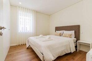 1 bedroom, iron/ironing board, Internet, bed sheets