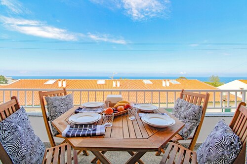 Vila Lucia - House With Seaview And Barbecue