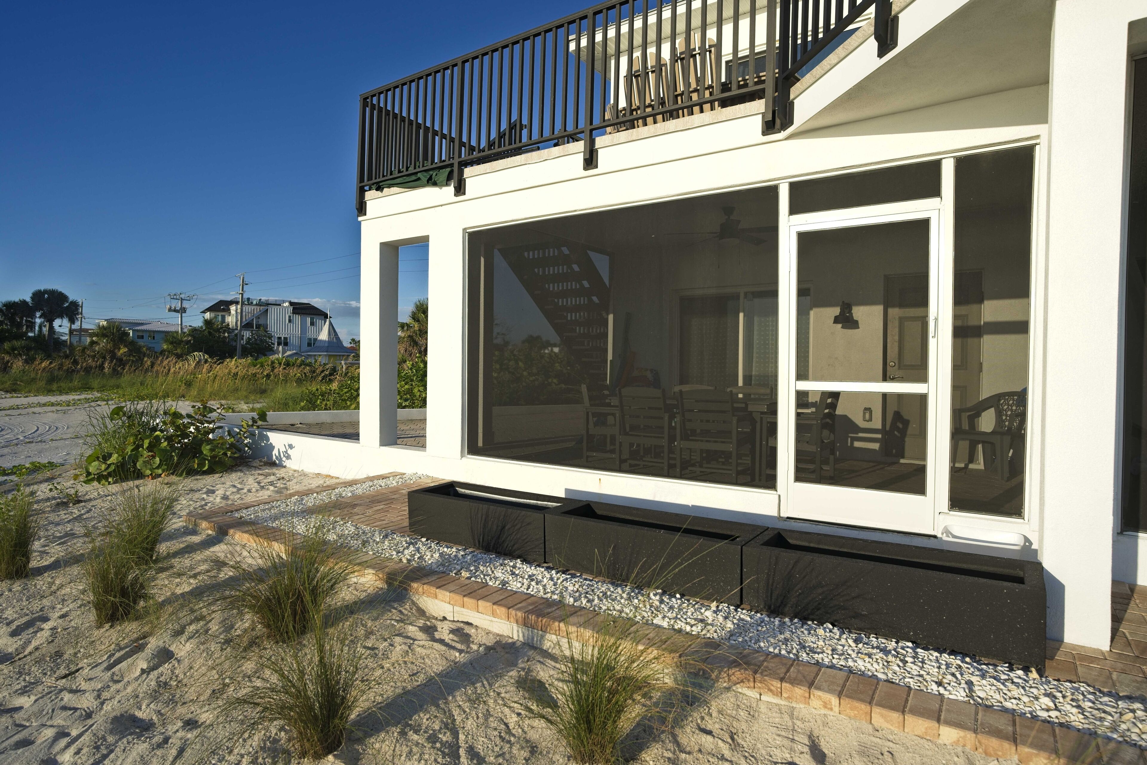 تفاصيل الفندق من الخارج