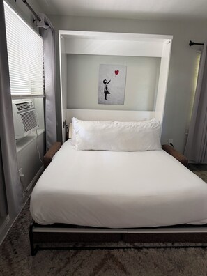 Fer et planche à repasser, accès au Wi-Fi (inclus), literie fournie