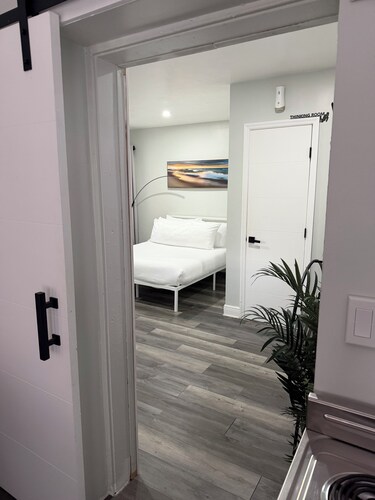 Miami's vibrant studio near the ports of Miami.