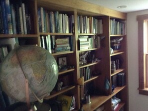 Interior - Remote romantic Vermont hideaway.Long term rentals preferred. (Benson)