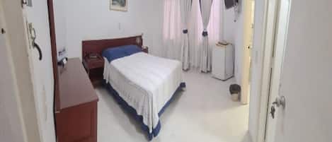 Habitación clásica | Escritorio y wifi gratis