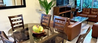 Beautiful house in the BUGANVILLAS 5 minutes from the airport and the central square.