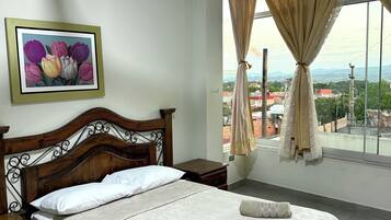 3 camere, ferro/asse da stiro, accesso a Internet, lenzuola