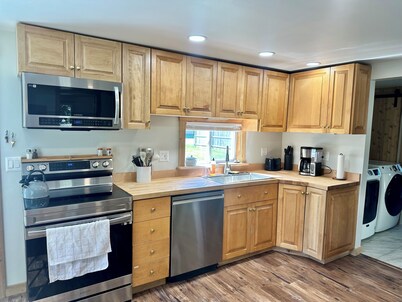 Charming In-Town New Build – Comfortable, Convenient, Efficient