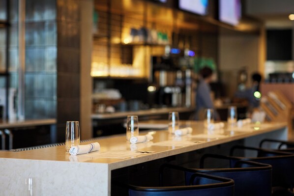 Daily full breakfast for a fee