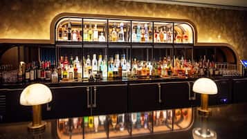 2 bars/lounges, lobbylounge, cocktailbar