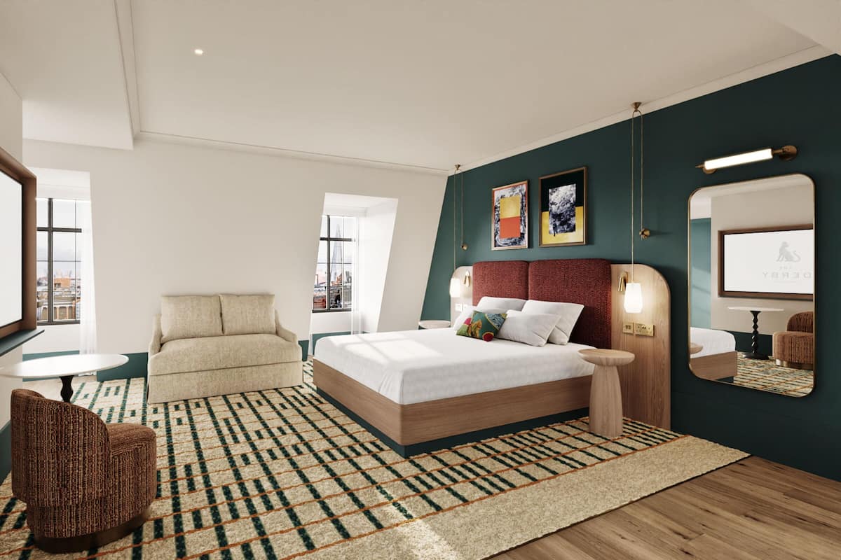 Signature Studio Suite, 1 King Bed | Free cribs/infant beds, free WiFi, bed sheets