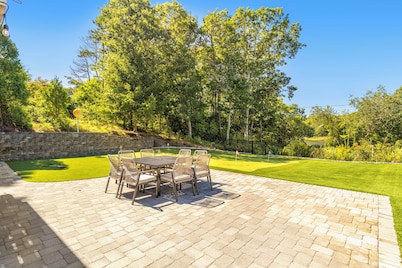 Cape Cod Escape at Casa de Leo!