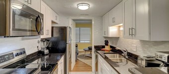 Family 2BR Retreat Near Beach + Pool Hilton Head