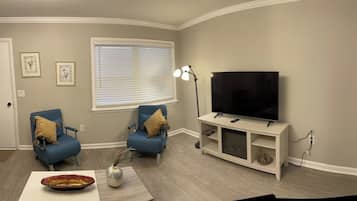 Ev (2 Bedrooms)