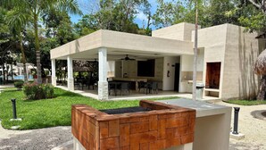BBQ/picnic area