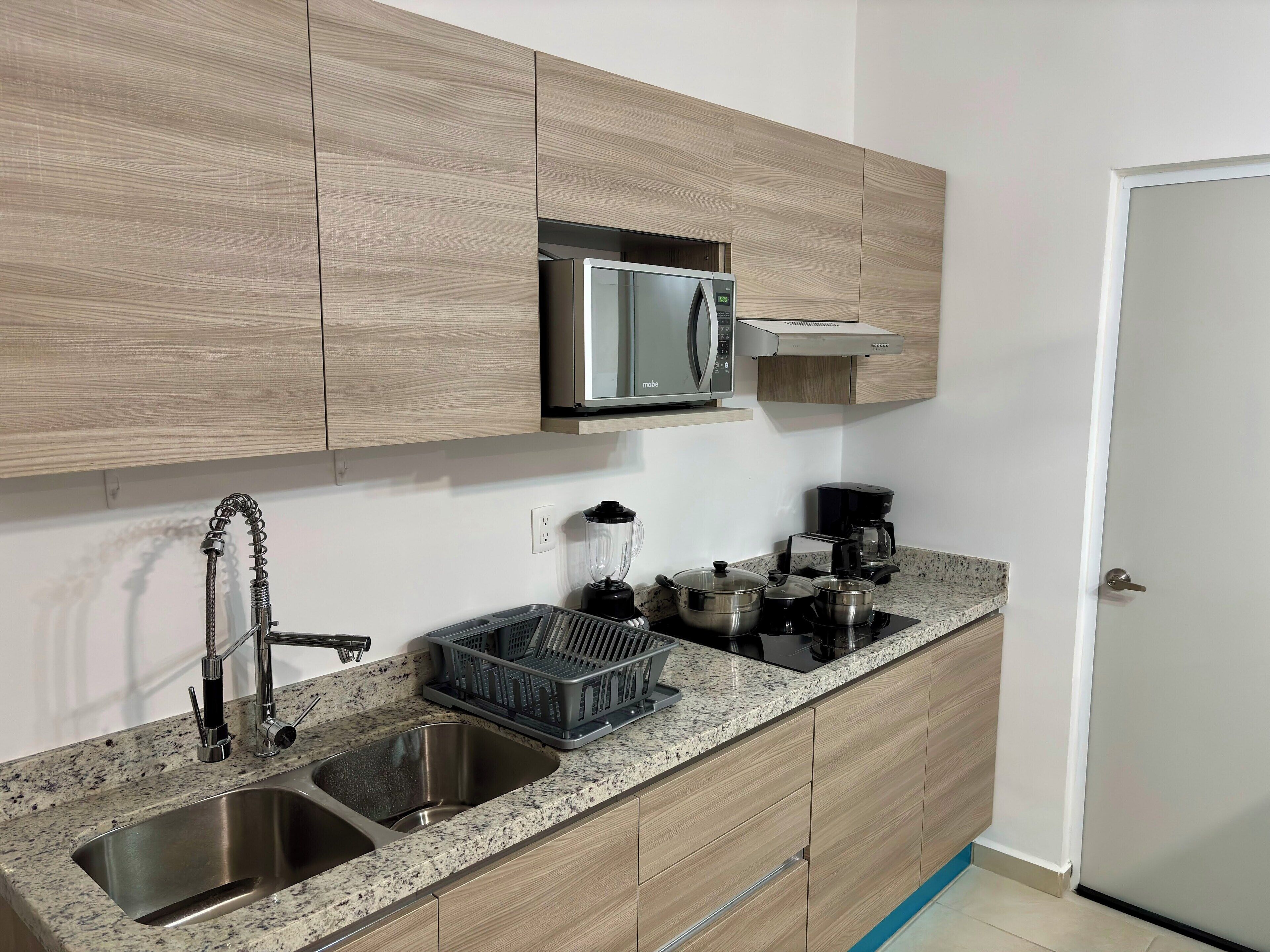 Familjelägenhet - 2 sovrum - icke-rökare - husdjur ej tillåtna | Eget kök | Kylskåp, spishäll, kaffe- och tebryggare och brödrost