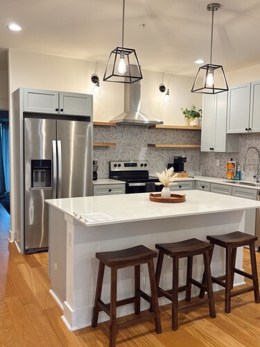 121 Allison Way townhouse