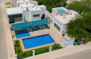 Pool - Sunset House in private property w/Alberca; 5 min Airport and Consulate (Hermosillo)